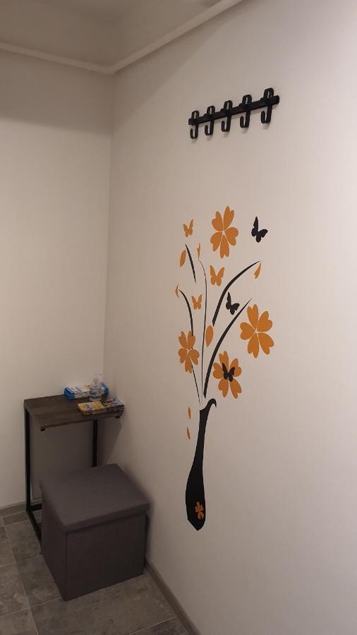 Апартаменти Fim Apartament Хунедоара Екстер'єр фото